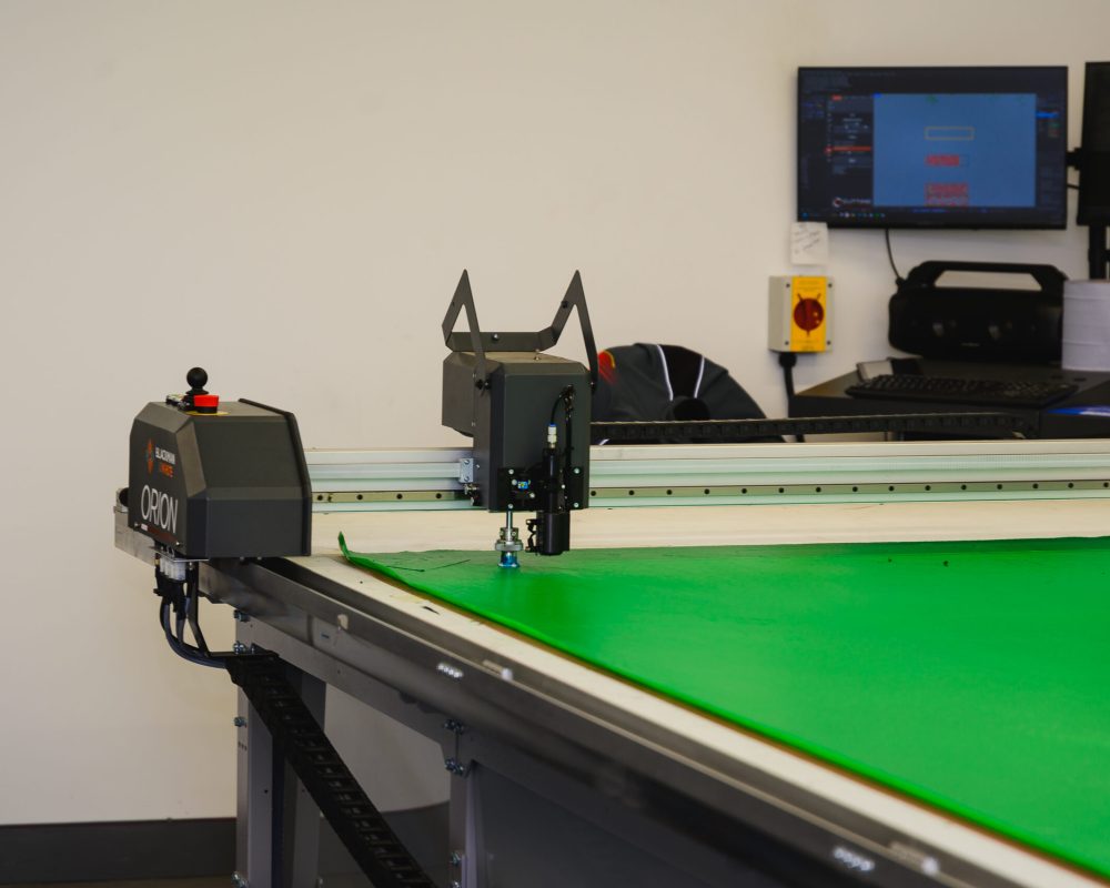 kit cutting machine
